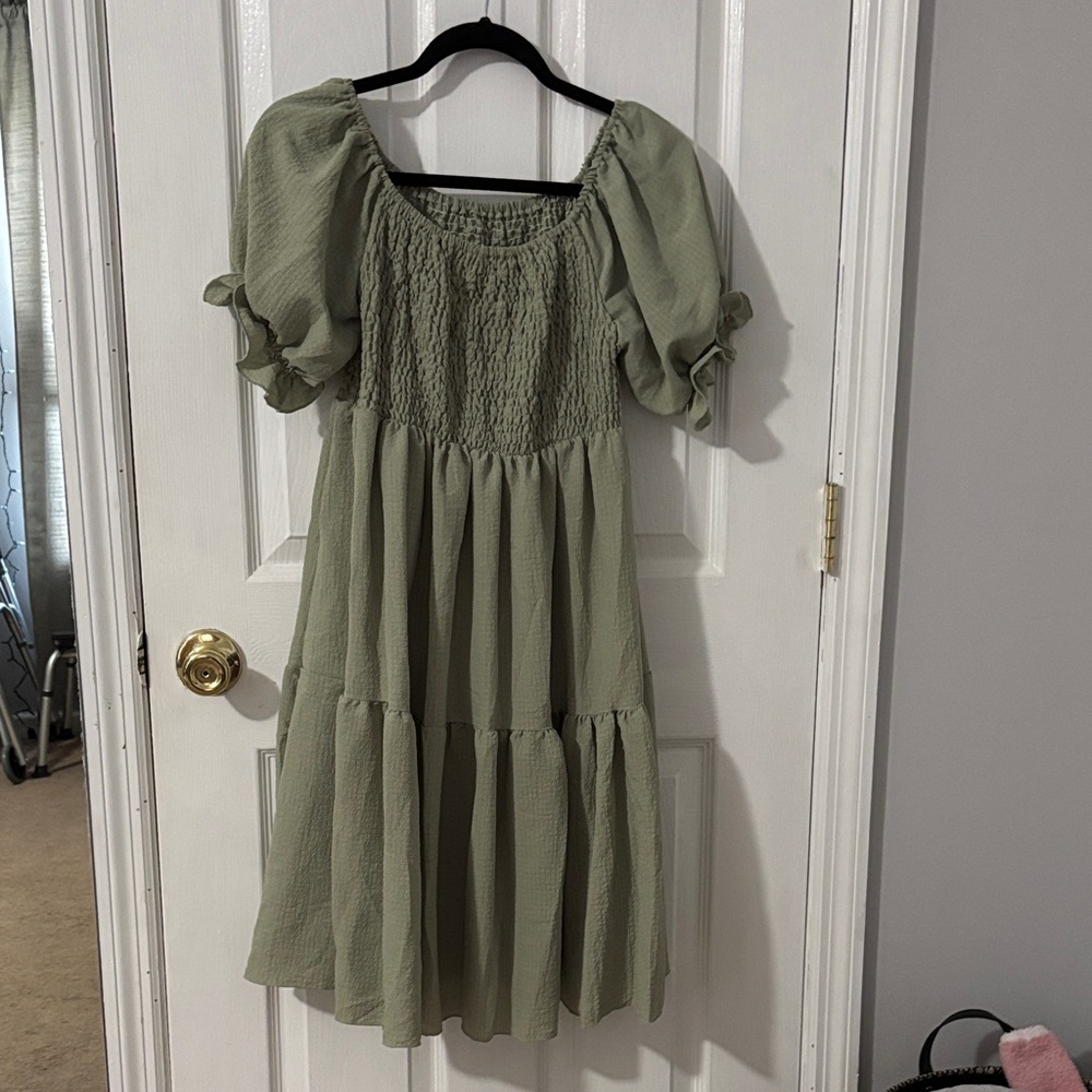 Green Puff Sleeve Dress